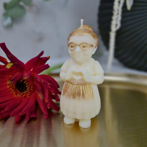 babcia świeca sojowa dekoracyjna, malowana